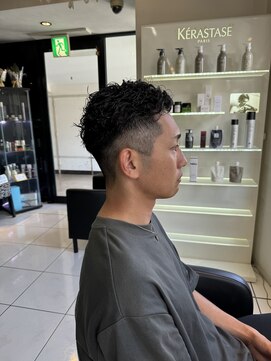 アイズ 海老名(AIZU) 極道パーマ スパイラルパーマ フェードカット メンズカット