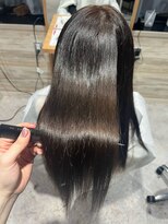 リーオオサカ(Lee Osaka) 艶感抜群×髪質改善カラー