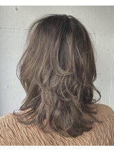 マノン(manon)&nbsp;ふんわりセミロング♪