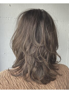 マノン(manon) ふんわりセミロング♪