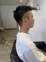 ヘアーサロン 銀 メンズショートヘア
