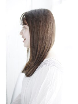 シュシュット(chouchoute) ミニウルフホワイトグレージュデジタルパーマチェリーブラウン10