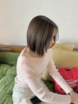 シーバイサイン(sea by Sign) イルミナカラー/オリーブカラー×レイヤーボブ