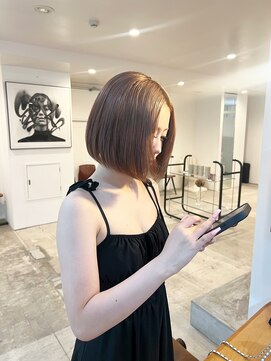 アンバー(AMBER) ボブスタイル