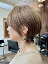 ハーツ(Heart's)&nbsp;大人ショート　白髪ぼかし　脱白髪染めハイライト40代50代60代○