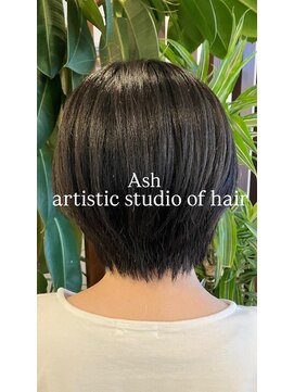 アッシュ アーティスティック スタジオ オブ ヘア(Ash artistic studio of hair) スッキリショート
