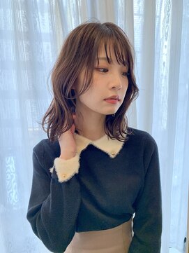 トンプソン(THOMPSON) 波巻きくびれミディアム/30代/40代/50代