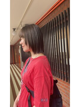 ニード(need) ボブとオリーブベージュ