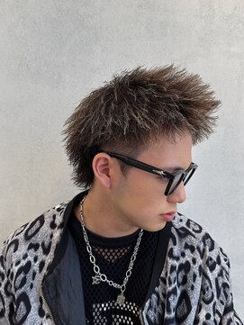 ルースト 西院店(ROOST) MEN’S HAIR/ツイストスパイラル/ゴールドハイライト/西院/眉毛