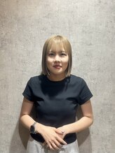 ヘアーズ ベリー 二日市店(hairs BERRY) runa