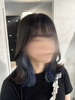 ラック(LUCK)&nbsp;ブルーインナーカラー/船橋/くすみベージュ/細めハイライト