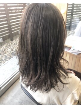 ヘアラウンジ アングゥ(hair lounge ungu) カーキグレージュ