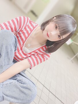 イリ 梅田(ili) フェザーバングボブ