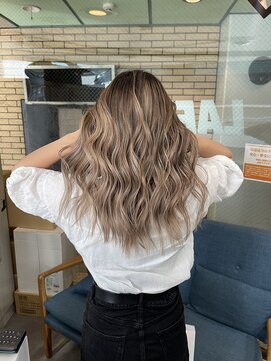 ラフ(LAFF) #黒髪#ボブルフ#ネビージュ#小顔#ワンレン