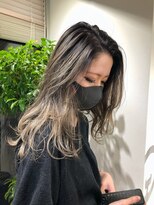 ピープスアンドスー 表参道 渋谷(Peeps&Suu.) バレイヤージュ シャドールーツ ベージュ グレージュ レイヤー