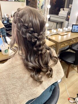 聖の華 両サイド編み込み