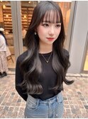 【kumu】アッシュグレージュ×ロング重めレイヤー.