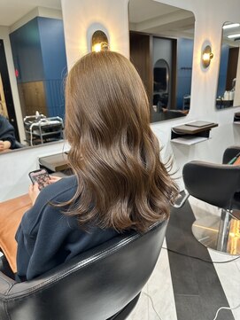 アフロディーテギンザ 神保町(APHRODITE GINZA) カール/セミディ/シアーカラー/姫カット［御茶ノ水/神保町］