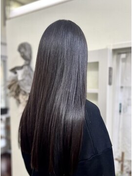 ティーズヘアイナガキイヴピアジェ しなやか_縮毛矯正_ツヤツヤ