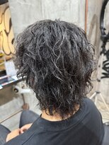 カーニー 上野(kearny)&nbsp;ツイストスパイラルパーマ縦落ちパーマメンズ波巻きパーマ