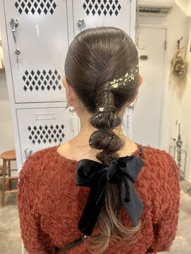 ローレン(Loren) タイトヘアセット
