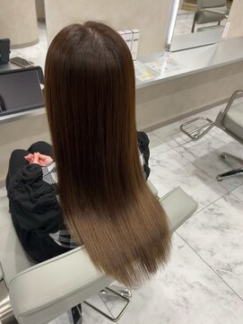 キング(K!ng) 縮毛矯正髪質改善ハイライトレイヤーカット楠葉美容室エクステ