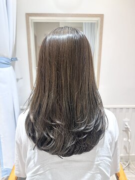 アコバイネオリーブ(aco by Neolive) レイヤーカット