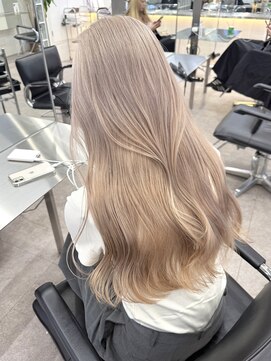 サンクプロジェクト(cinq PROJECT) 明るめラベンダーミルクティーベージュ韓国ミディアムレイヤー