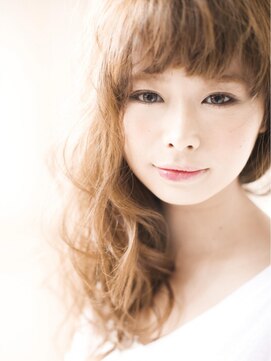 フォルテ ギンザ(FORTE GINZA) 小顔カット　流行カラー　明るめベージュ