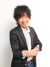 カリスマ ヘア ドレッサーズ(CHARISMA hair dressers) 中根 友久
