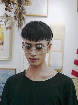 オト ヘア デザイン ワークス(OTO HAIR DESIGN WORKS.) 個性派メンズショートスタイル