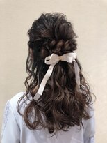 ヴァンカウンシル 伊那(VAN COUNCIL) パーティーにピッタリ☆華やかハーフアップ