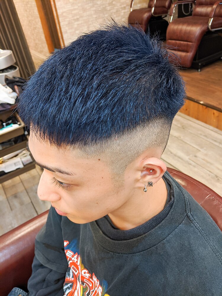 フェードカット ネイビーブルー：L091506694｜ルモ ヘアー 泉佐野ベイ 