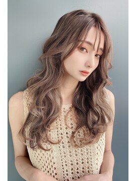 クーエフー(coo et fuu) 大人かわいいミルクティーベージュのロングヘアー♪藤沢