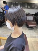 大人かわいいヘア 耳かけ 丸みショート ボブ 前髪 小顔 黒髪