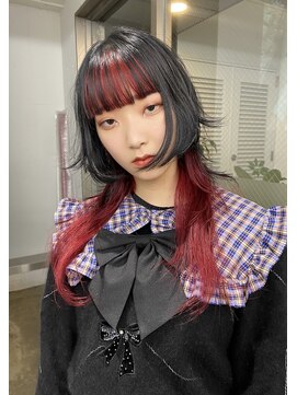 レコ 渋谷(LECO) 赤と黒のシャギーウルフ