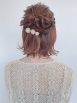 シェルター バイ トウキョウ(Shelter by TOKYO)&nbsp;シースルーカラーハーフアップアレンジ