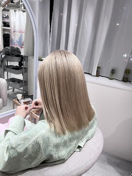 インスヘアー 梅田(INCE HAIR) 大人可愛い20代30代小顔外はねボブミルクティーベージュ