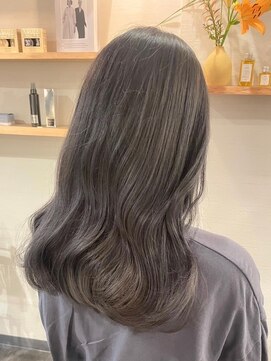 ミルヘアデザイン(mil hair design) レイヤーカットアッシュカラーグレージュ透明感カラー前髪