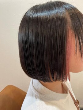 ネイバー(Neighbor) 可愛らしいポイントカラー