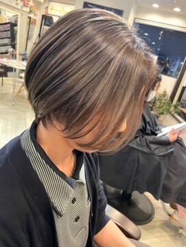 ヘア メイク ココ(hair make coco) モノホワイト×ハイライト