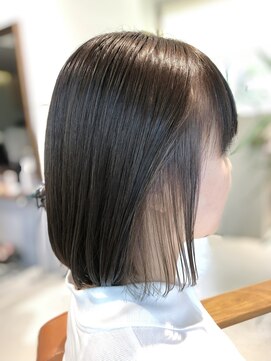 リアライズ(realize) インナーカラー デザインカラー イヤリングカラー グレージュ