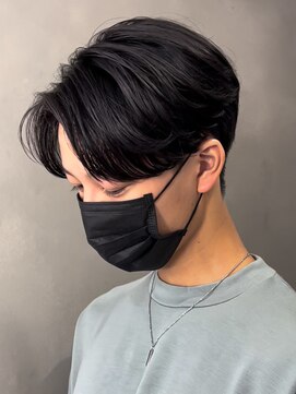 エルマーク 梅田(L-MARK) センターパートニュアンスパーマ韓国カルマパーマコンマヘア