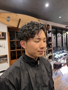 エム(M) perm.