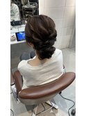 シニヨンヘア
