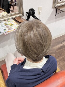 ヘアメイク アンフィ(amphi) 【白髪ぼかし】ミルクティーベージュ..~**.