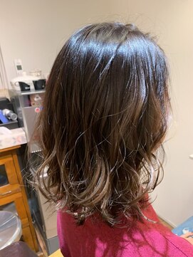 エーアイ 上石神井店(Ai) ハイライトカラー/くびれヘア/レイヤーパーマ[上石神井]