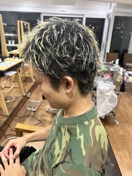 エヌ(N) スパイキーショート