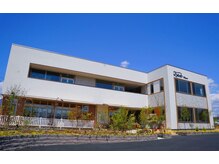 浅間山を見渡せる自然豊かなロケーションとなっております。