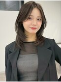オリーブグレージュ 透明感カラー レイヤーカット 小顔カット